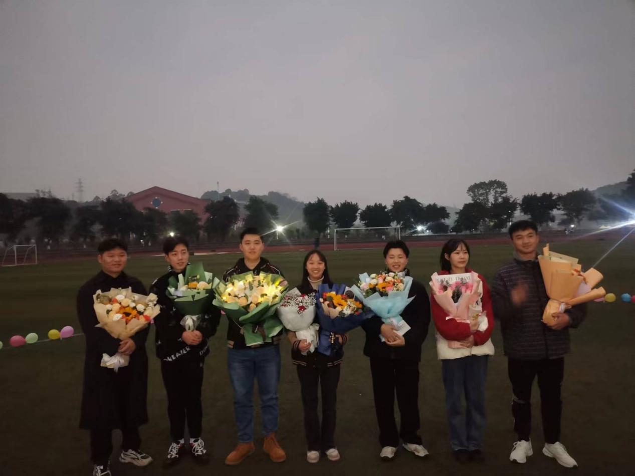 8daa8f572c4a83842453ddcceee410c