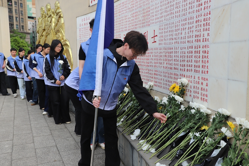 IMG_8010.jpg IMG_8010.jpg