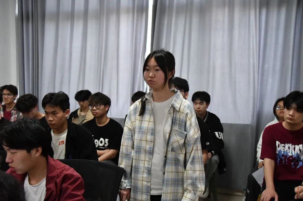 aa3944609a77198ab2ccb81256f0690e.jpg