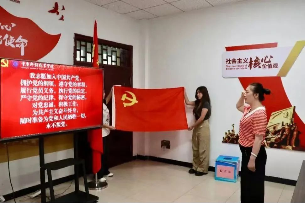 4d82aa62599ba4aaaf1f254d93a159f6.jpg 4d82aa62599ba4aaaf1f254d93a159f6.jpg