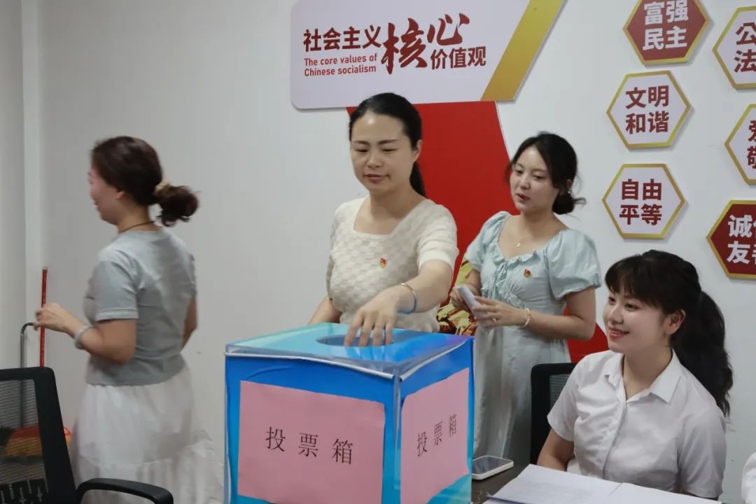 86e76b7b18f94b71d849fe5886be4176.jpg 86e76b7b18f94b71d849fe5886be4176.jpg