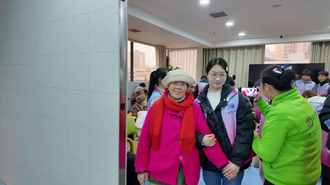 5ad5ba9af111a7dd2bded3ed3ea728a3.jpg 5ad5ba9af111a7dd2bded3ed3ea728a3.jpg