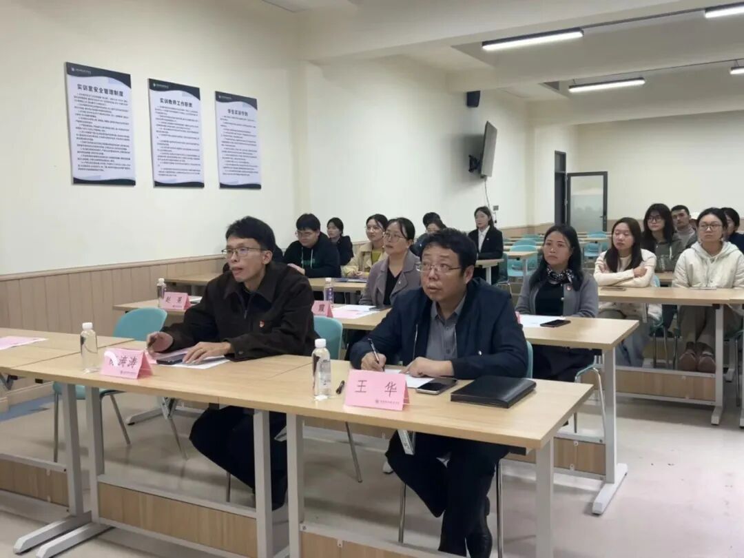 d6e424e516d40ae4fbe4d2e9b127f692.jpg d6e424e516d40ae4fbe4d2e9b127f692.jpg