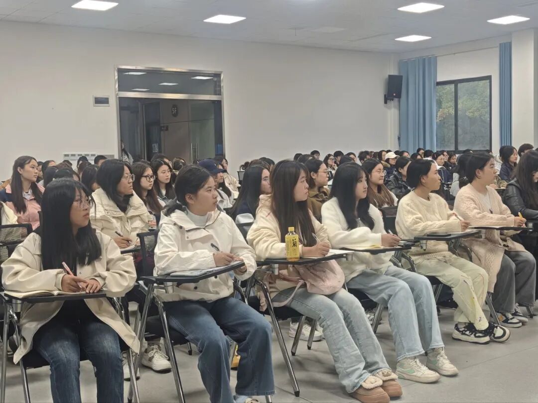 b8b3263b83e96da25ab12635968f32bd.jpg b8b3263b83e96da25ab12635968f32bd.jpg